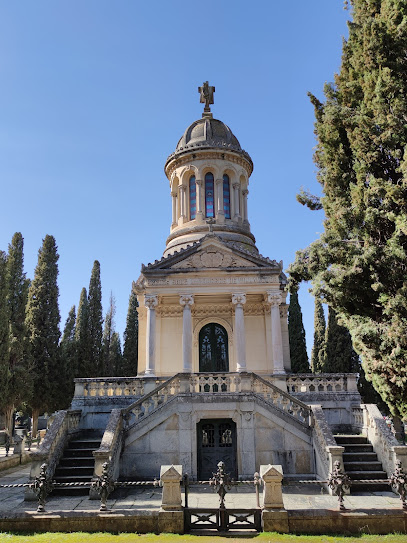 Cementerio Municipal Virgen De La Antigua